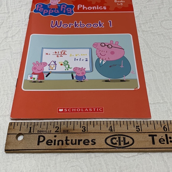 Peppa Pig Phonics Books - Incomplete, Like-New - Picture 8 of 11